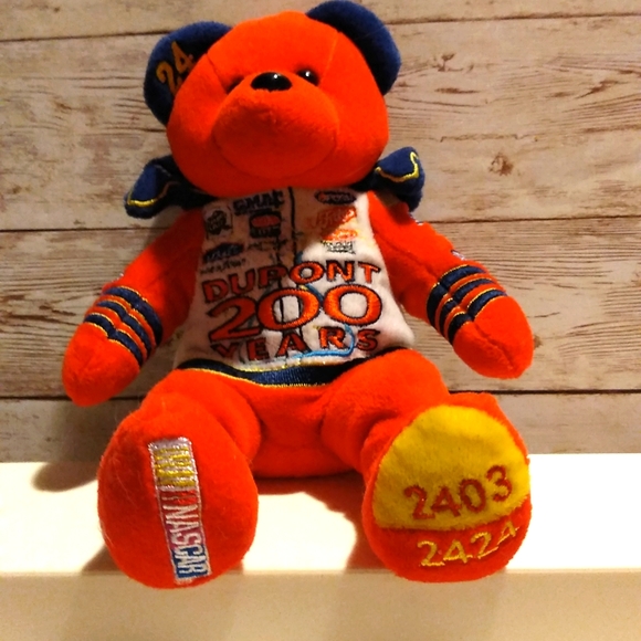 🏎️ NASCAR Team Bear